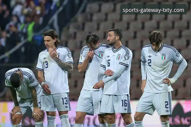 意大利连续三届无缘世界杯 vs 天行体育客户端下载常见问题：一场关于等待与选择的深度对比
